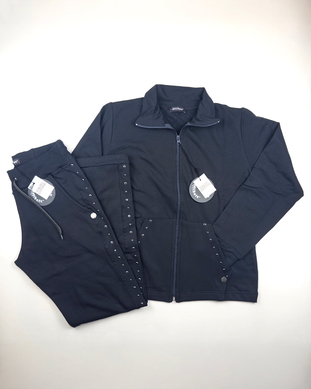 COMPLETO CON APPILCAZIONI art. P2 WINTER