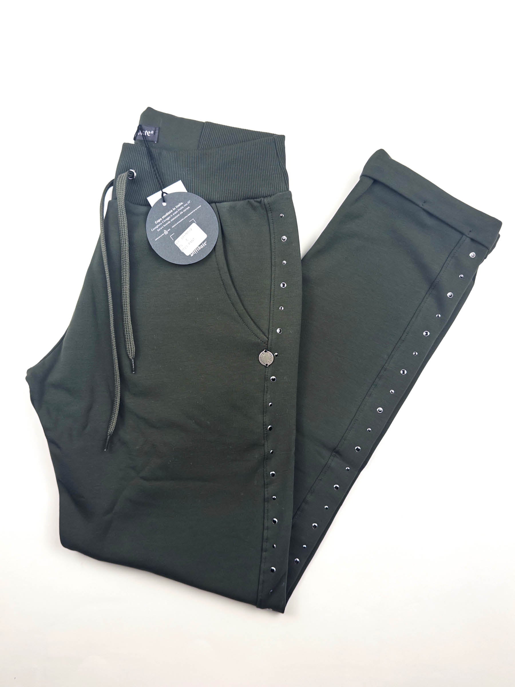 COMPLETO CON APPILCAZIONI art. P2 WINTER