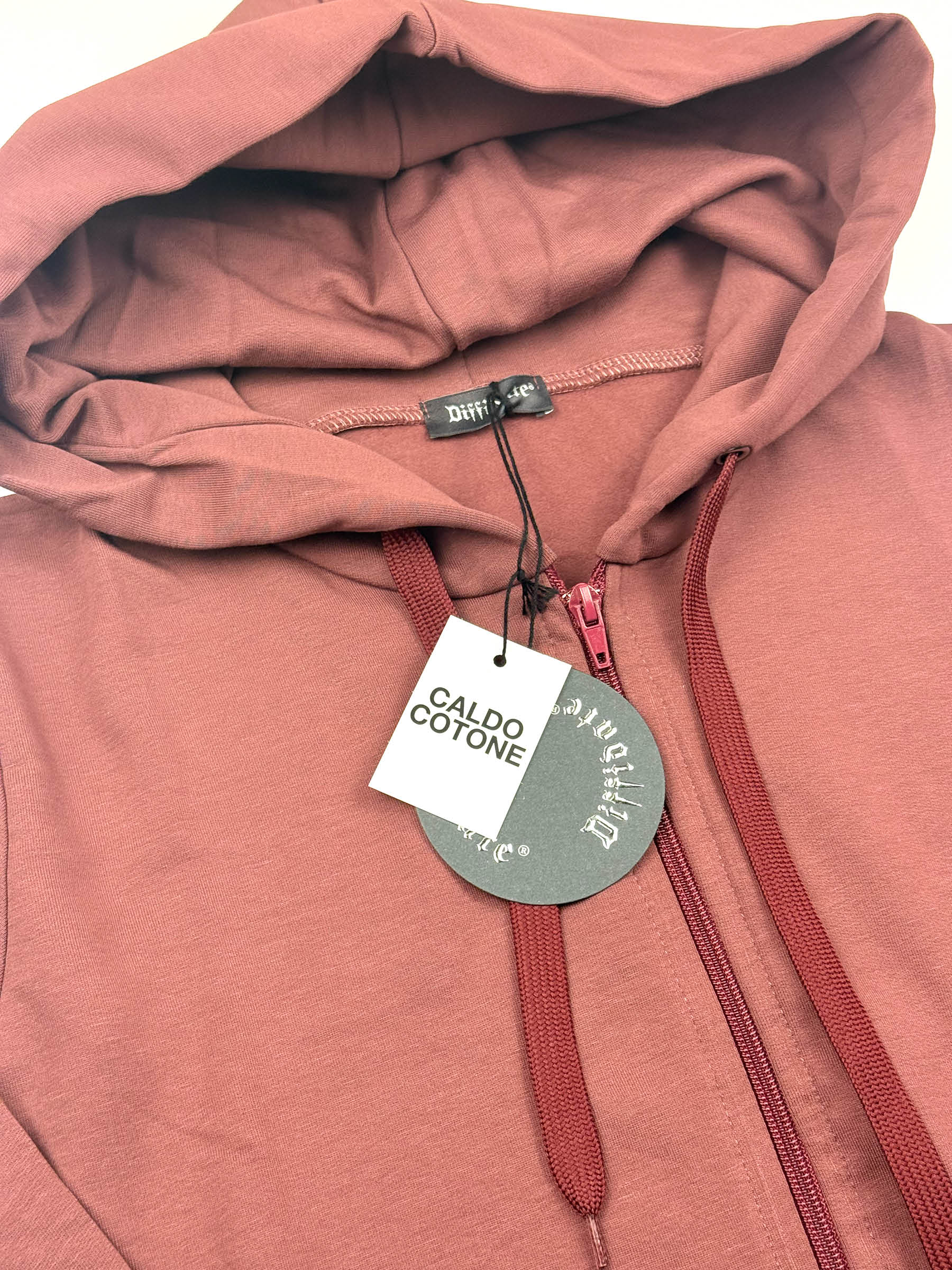 COMPLETO DIFFIDATE CON CAPPUCCIO CALDO COTONE